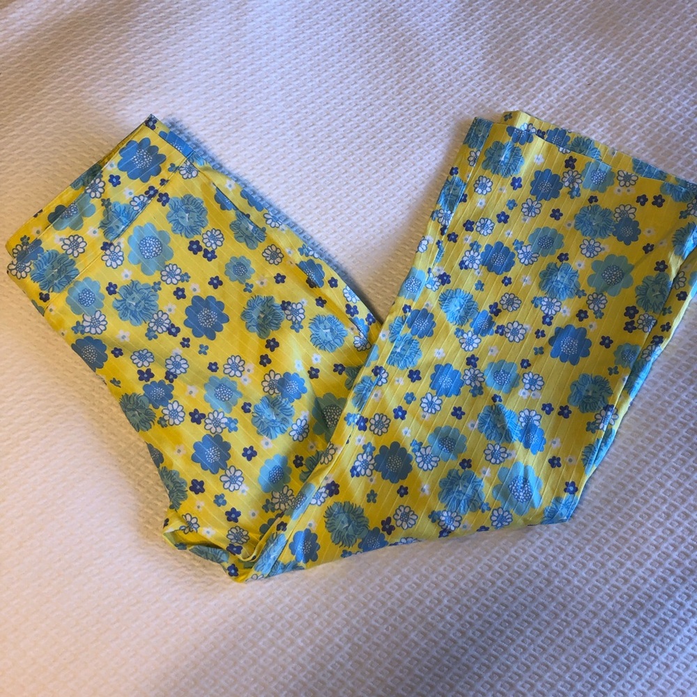 Vintage Lilly Pulitzer capris. Size 0